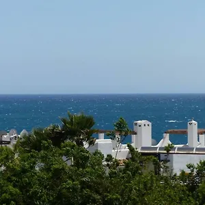  Apartamento Apartment, 2 Bedrooms, On The Beach, With Pool, Sea Views And Garden -- Included, Parking & Wifi España